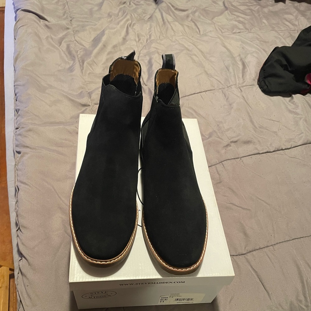Steve Madden Chelsea Boots